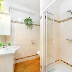 Karolína 3*
